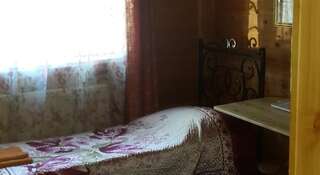 Гостиница Kuznechnyi dvor Касимов Двухместный номер эконом-класса с 2 отдельными кроватями и общей ванной комнатой-3
